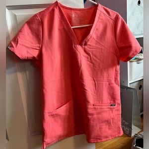 Figs 2 pocket scrub top - Hot Coral